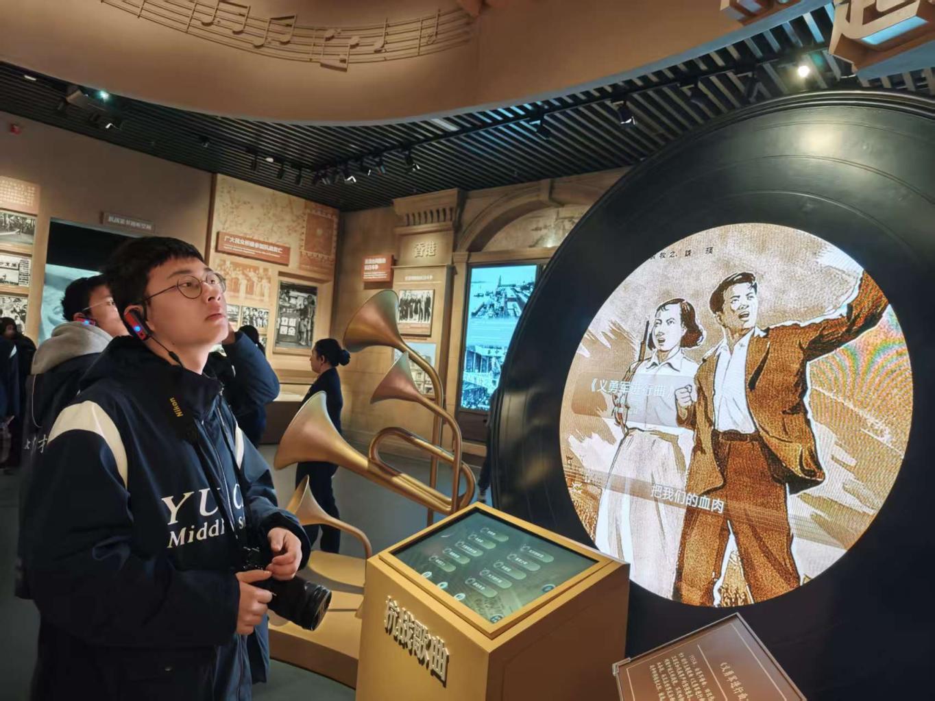 69895408d7c4e.jpg 69895408d7c4e.jpg